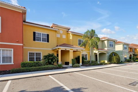 Touwnhouse à vendre à Kissimmee, Floride: 4 chambres, 175.03 m2 № 2420323 - photo 3