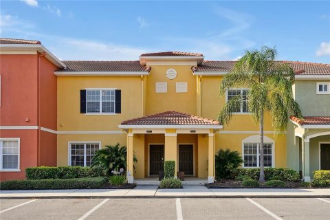 Touwnhouse à Kissimmee, Floride 4 chambres, 175.03 m2 № 2420323