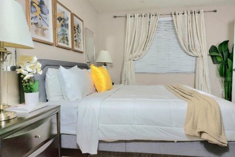 Condominio en alquiler en Kissimmee, Florida, 3 dormitorios, 116.59 m2 № 1902357 - foto 5