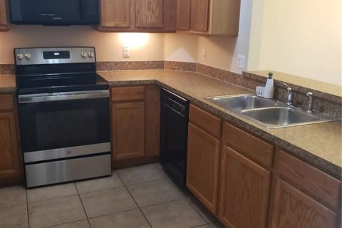 Condominio en alquiler en Kissimmee, Florida, 3 dormitorios, 116.59 m2 № 1902357 - foto 3