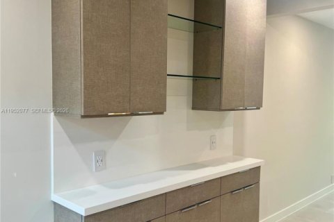 Снять в аренду виллу или дом в Майами, Флорида 2 спальни, 74.41м2, № 2008554 - фото 11