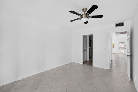 Copropriété à louer à Boca Raton, Floride: 2 chambres, 83.24 m2 № 2432296 - photo 30
