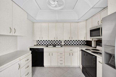 Copropriété à louer à Boca Raton, Floride: 2 chambres, 83.24 m2 № 2432296 - photo 23