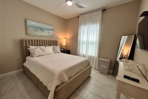 Villa ou maison à louer à Apollo Beach, Floride: 4 chambres, 186.73 m2 № 2283776 - photo 18