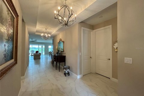Villa ou maison à louer à Apollo Beach, Floride: 4 chambres, 186.73 m2 № 2283776 - photo 4