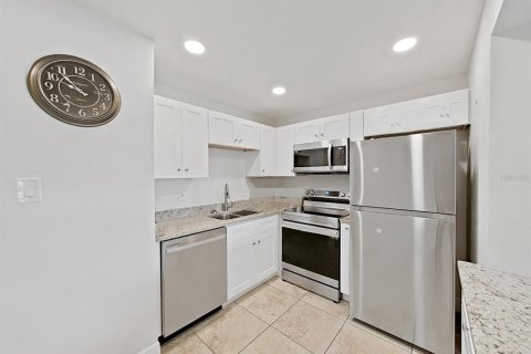 Купить кондоминиум в Клируотер, Флорида 3 комнаты, 46.45м2, № 2098774 - фото 11