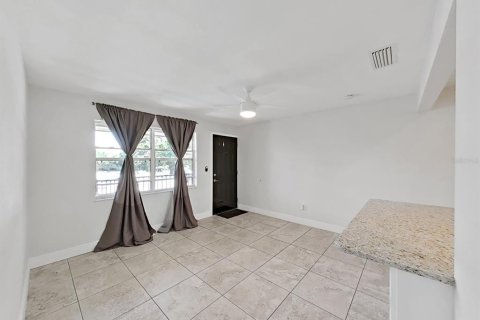 Купить кондоминиум в Клируотер, Флорида 3 комнаты, 46.45м2, № 2098774 - фото 5
