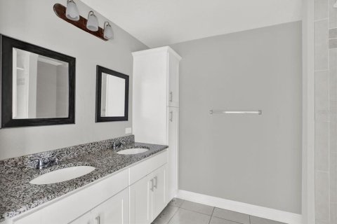 House in Wimauma, Florida 4 bedrooms, 207.64 sq.m. № 1815734 - photo 14