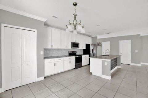 House in Wimauma, Florida 4 bedrooms, 207.64 sq.m. № 1815734 - photo 6