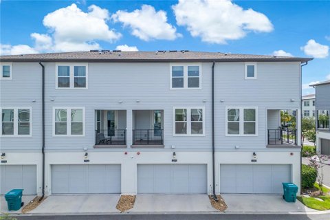 Townhouse in Orlando, Florida 3 bedrooms, 185.62 sq.m. № 2198740 - photo 8
