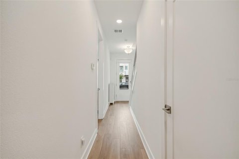 Townhouse in Orlando, Florida 3 bedrooms, 185.62 sq.m. № 2198740 - photo 10
