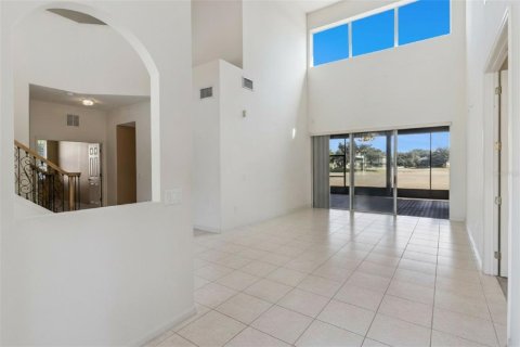 House in Clermont, Florida 5 bedrooms, 337.7 sq.m. № 2097070 - photo 9