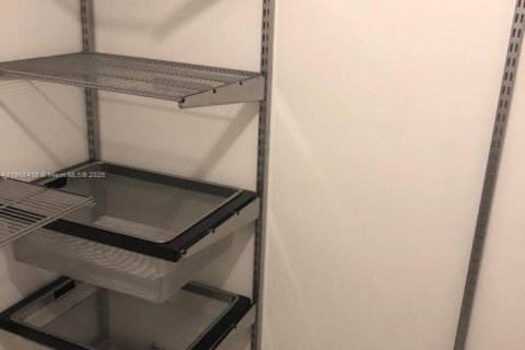 Copropriété à vendre à Miami, Floride: 2 chambres, 157.38 m2 № 1967921 - photo 12