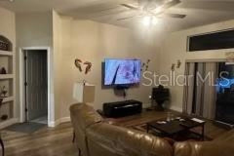 Casa en venta en Deltona, Florida, 3 dormitorios, 164.44 m2 № 1918552 - foto 8