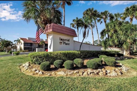 Condo in Sarasota, Florida, 2 bedrooms № 2212119