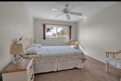 Condo in Sarasota, Florida, 2 bedrooms  № 2212119 - photo 17