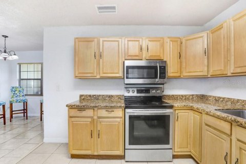 Villa ou maison à vendre à Wauchula, Floride: 3 chambres, 120.22 m2 № 1578300 - photo 8
