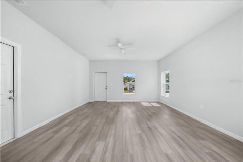 House in Sebring, Florida 3 bedrooms, 123.56 sq.m. № 2379041 - photo 8