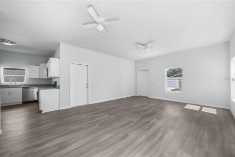 House in Sebring, Florida 3 bedrooms, 123.56 sq.m. № 2379041 - photo 7
