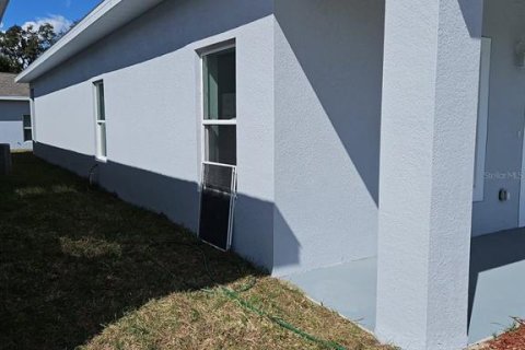 House in Sebring, Florida 3 bedrooms, 123.56 sq.m. № 2379041 - photo 3