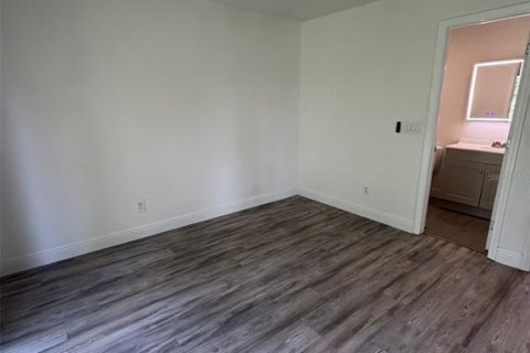 Touwnhouse à louer à Tampa, Floride: 2 chambres, 104.05 m2 № 2418910 - photo 20