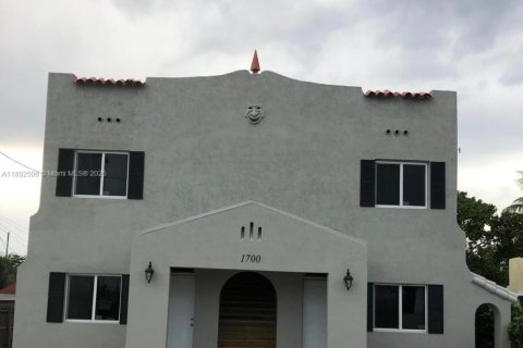 Villa ou maison à Miami, Floride 1 chambre, 60.39 m2 № 2019198