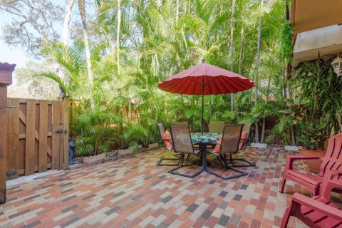 Townhouse in Palm Harbor, Florida 2 bedrooms, 124.86 sq.m. № 2142345 - photo 24