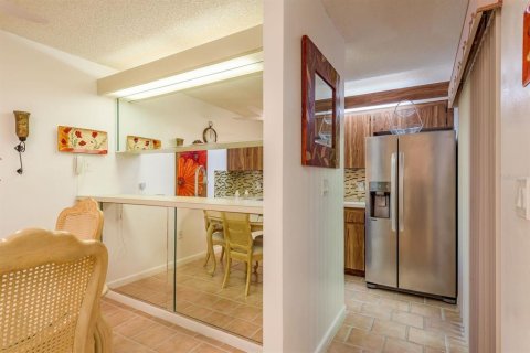 Townhouse in Palm Harbor, Florida 2 bedrooms, 124.86 sq.m. № 2142345 - photo 11