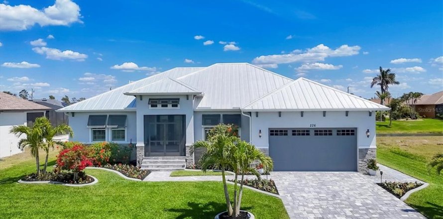 House in Rotonda, Florida 3 bedrooms, 209.96 sq.m. № 1620414