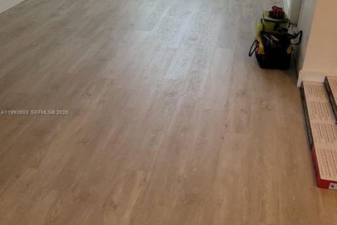 Condo in Pembroke Pines, Florida, 3 bedrooms  № 2063243 - photo 29