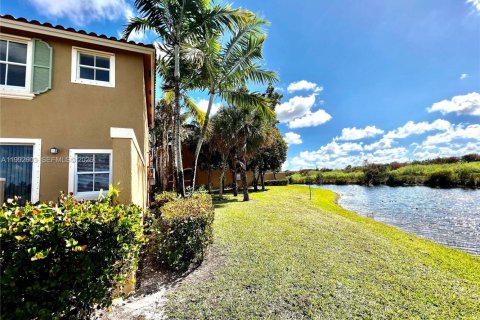 Condo in Pembroke Pines, Florida, 3 bedrooms  № 2063243 - photo 28