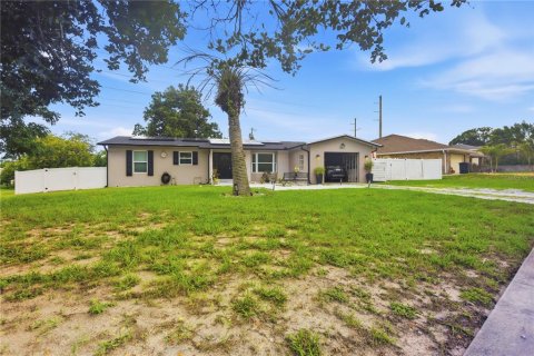 Villa ou maison à vendre à Deltona, Floride: 4 chambres, 140 m2 № 2203006 - photo 10