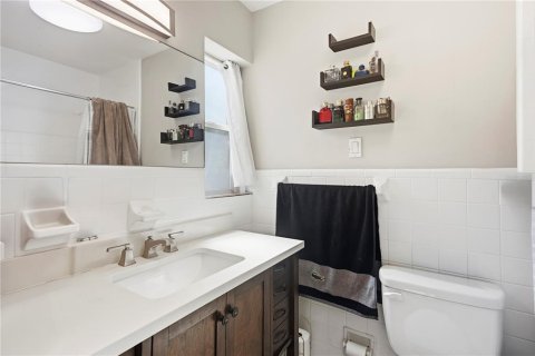 Villa ou maison à vendre à Deltona, Floride: 4 chambres, 140 m2 № 2203006 - photo 25