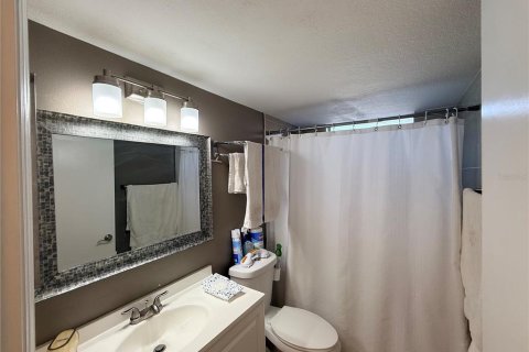 Condo in Kissimmee, Florida, 3 bedrooms № 2225186 - photo 30