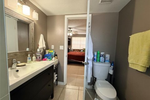 Condo in Kissimmee, Florida, 3 bedrooms № 2225186 - photo 24