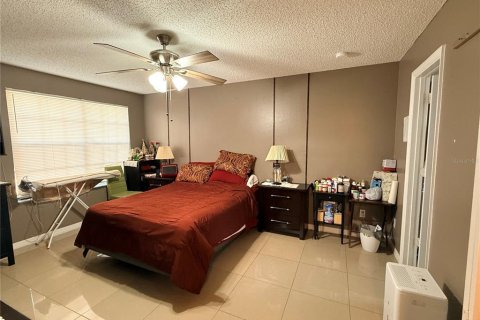 Condo in Kissimmee, Florida, 3 bedrooms № 2225186 - photo 19