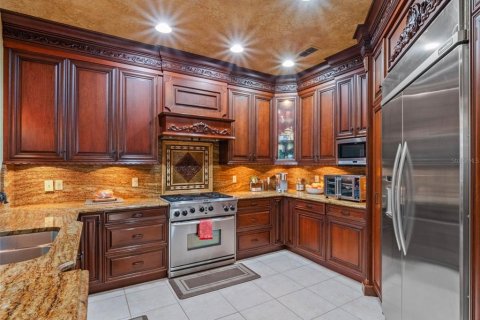 Villa ou maison à vendre à Orlando, Floride: 4 chambres, 334.73 m2 № 1631371 - photo 18