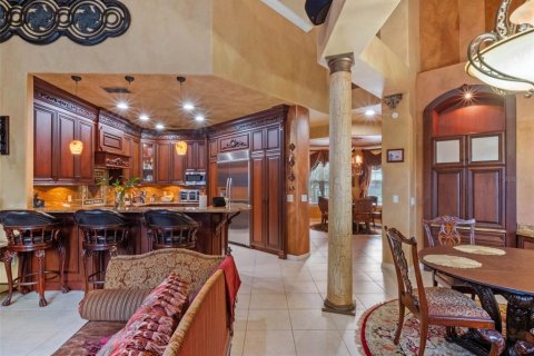 Villa ou maison à vendre à Orlando, Floride: 4 chambres, 334.73 m2 № 1631371 - photo 14