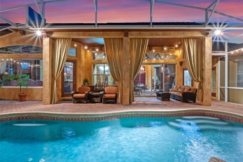 Villa ou maison à vendre à Orlando, Floride: 4 chambres, 334.73 m2 № 1631371 - photo 2