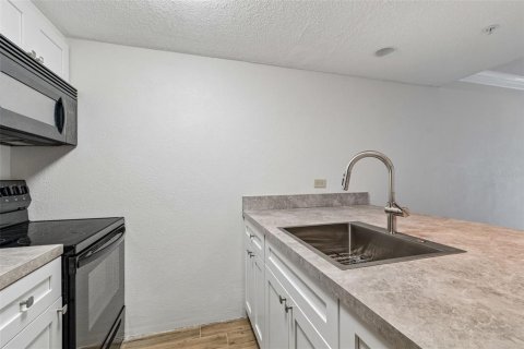 Купить кондоминиум в Палм-Харбор, Флорида 3 комнаты, 56.67м2, № 2207185 - фото 6