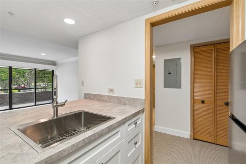 Купить кондоминиум в Палм-Харбор, Флорида 3 комнаты, 56.67м2, № 2207185 - фото 7