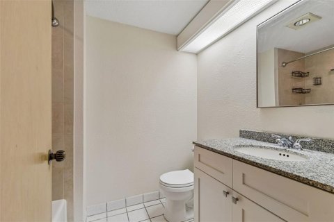 Купить кондоминиум в Палм-Харбор, Флорида 3 комнаты, 56.67м2, № 2207185 - фото 16