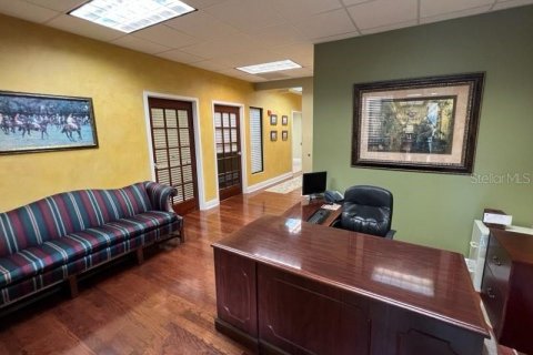 Commercial property in Lake Mary, Florida № 2232836 - photo 6