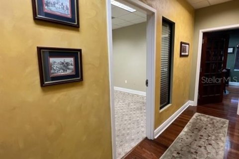 Commercial property in Lake Mary, Florida № 2232836 - photo 5