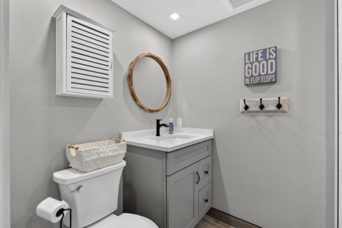 Condo in North Palm Beach, Florida, 2 bedrooms № 2384521 - photo 21