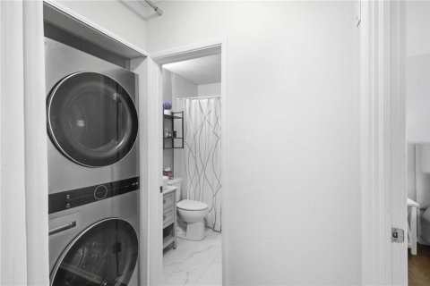 Villa ou maison à vendre à Sarasota, Floride: 3 chambres, 160.35 m2 № 2129127 - photo 30