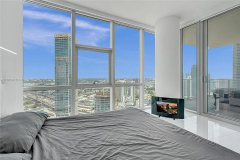Condominio en venta en Miami, Florida, 1 dormitorio, 94.57 m2 № 1957408 - foto 25