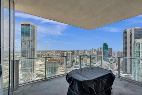 Condominio en venta en Miami, Florida, 1 dormitorio, 94.57 m2 № 1957408 - foto 14