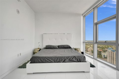 Condominio en venta en Miami, Florida, 1 dormitorio, 94.57 m2 № 1957408 - foto 22