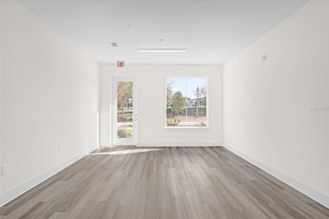 Propiedad comercial en alquiler en Oviedo, Florida, 51.1 m2 № 1743083 - foto 6